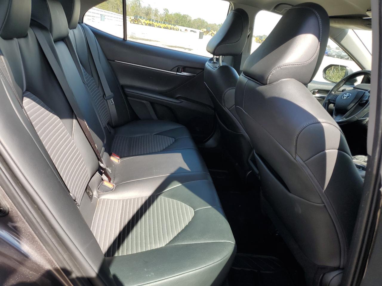 2022 Toyota Camry - Image 10