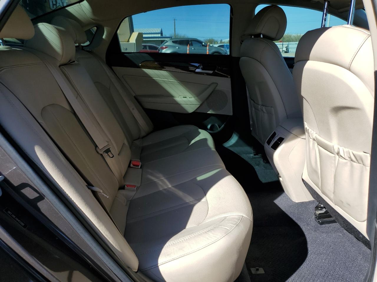 2017 Hyundai Sonata - Image 10