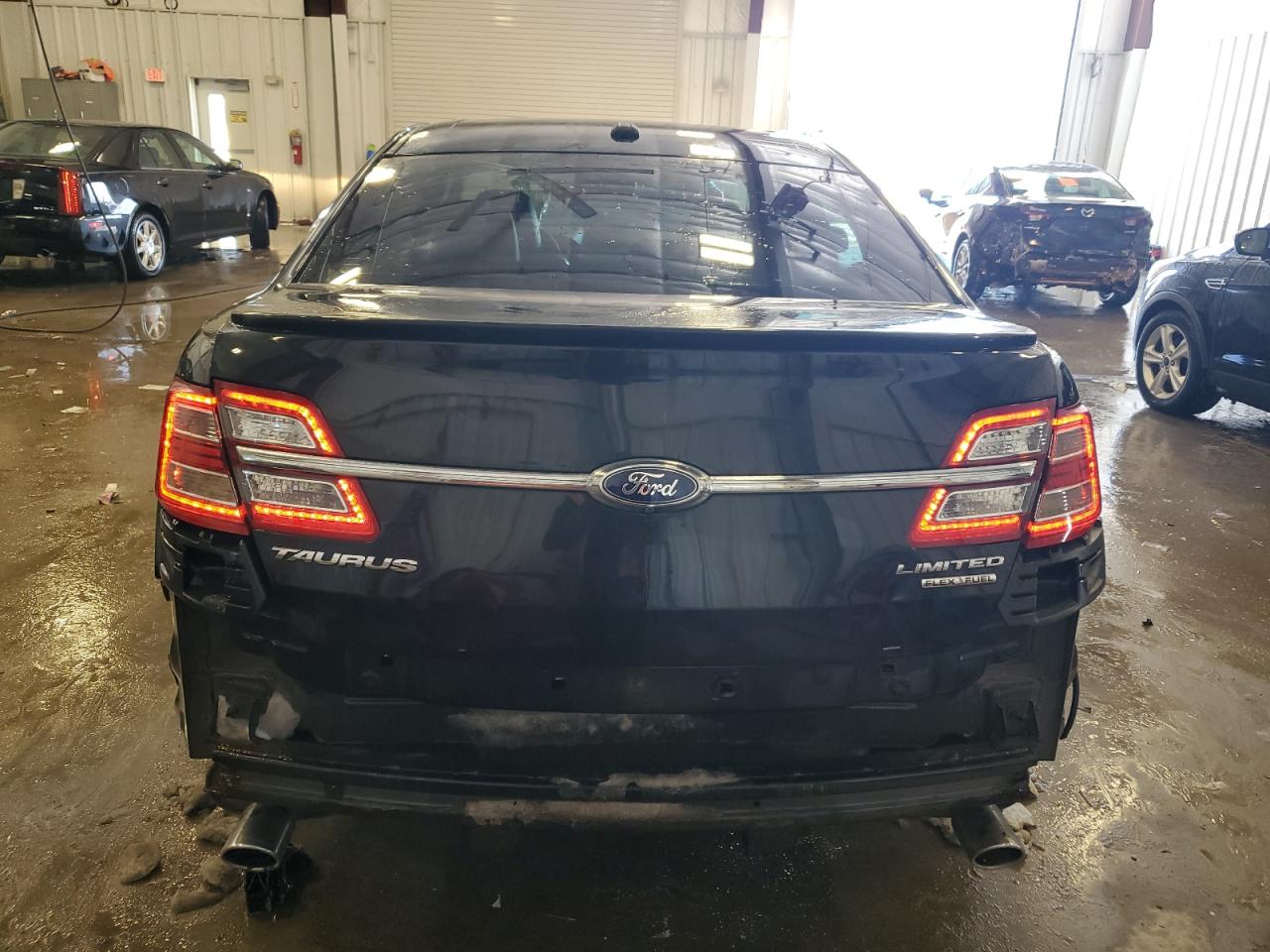 2014 Ford Taurus - Image 6