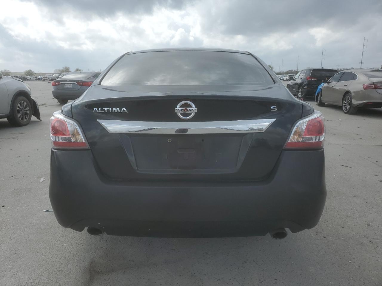 2015 Nissan Altima - Image 6