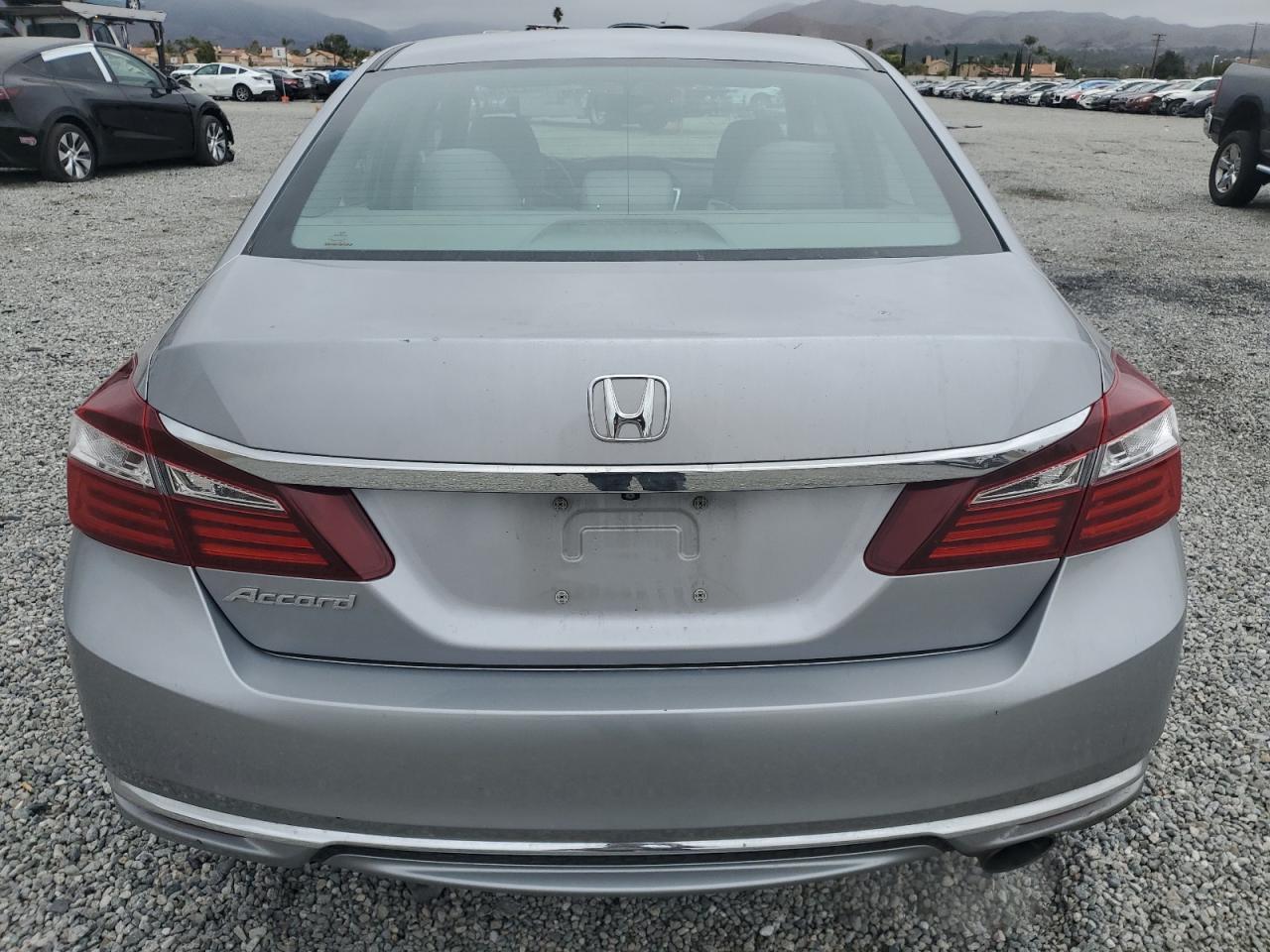 2016 Honda Accord - Image 6