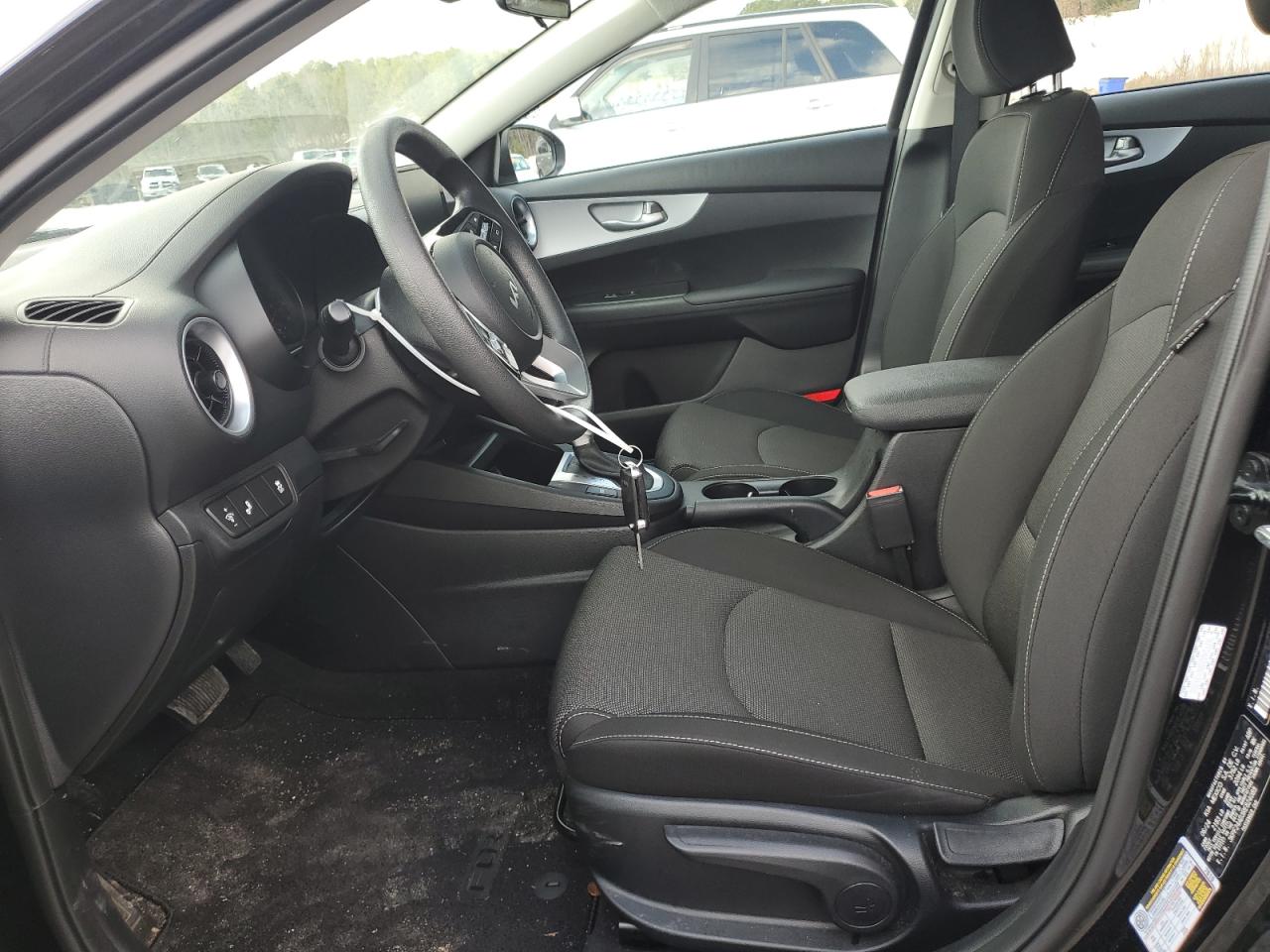 2024 Kia Forte - Image 7