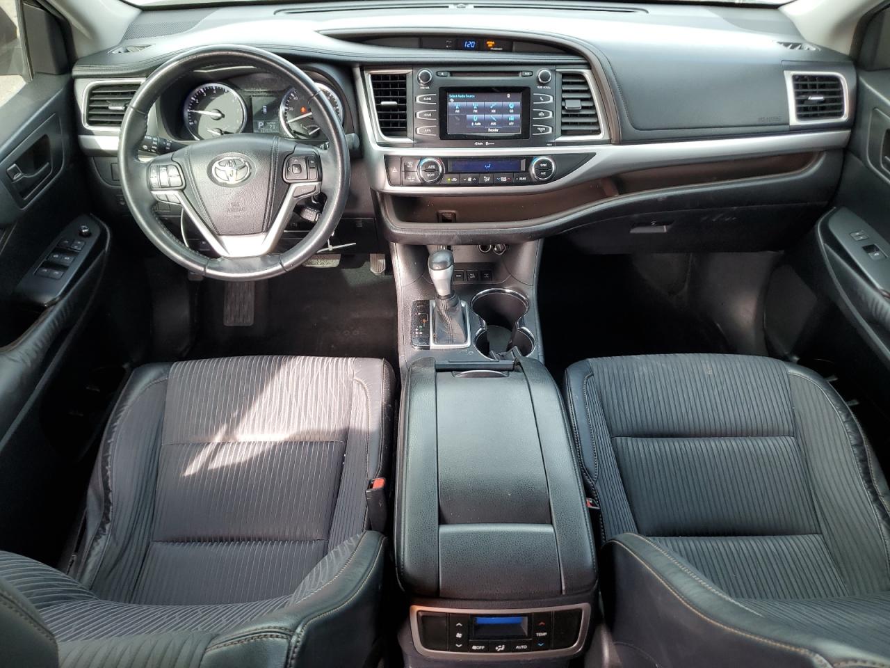 2015 Toyota Highlander - Image 8