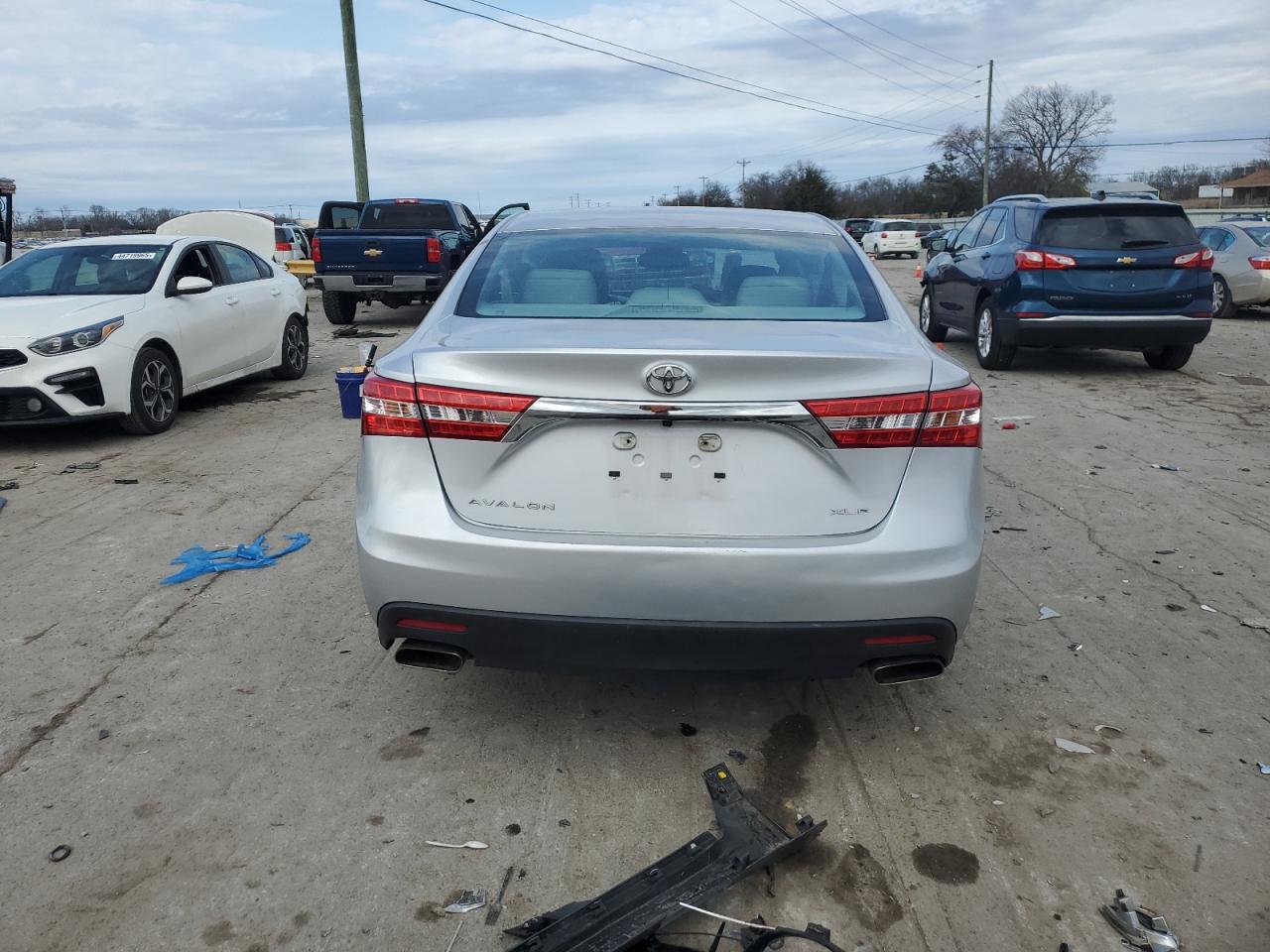 2014 Toyota Avalon - Image 6