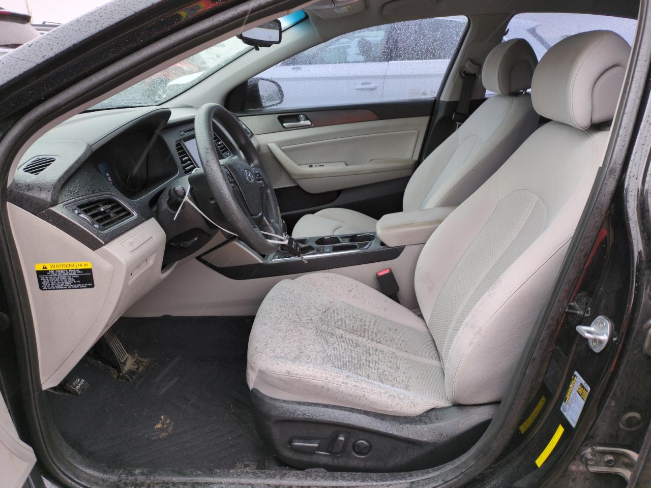 2016 Hyundai Sonata - Image 7