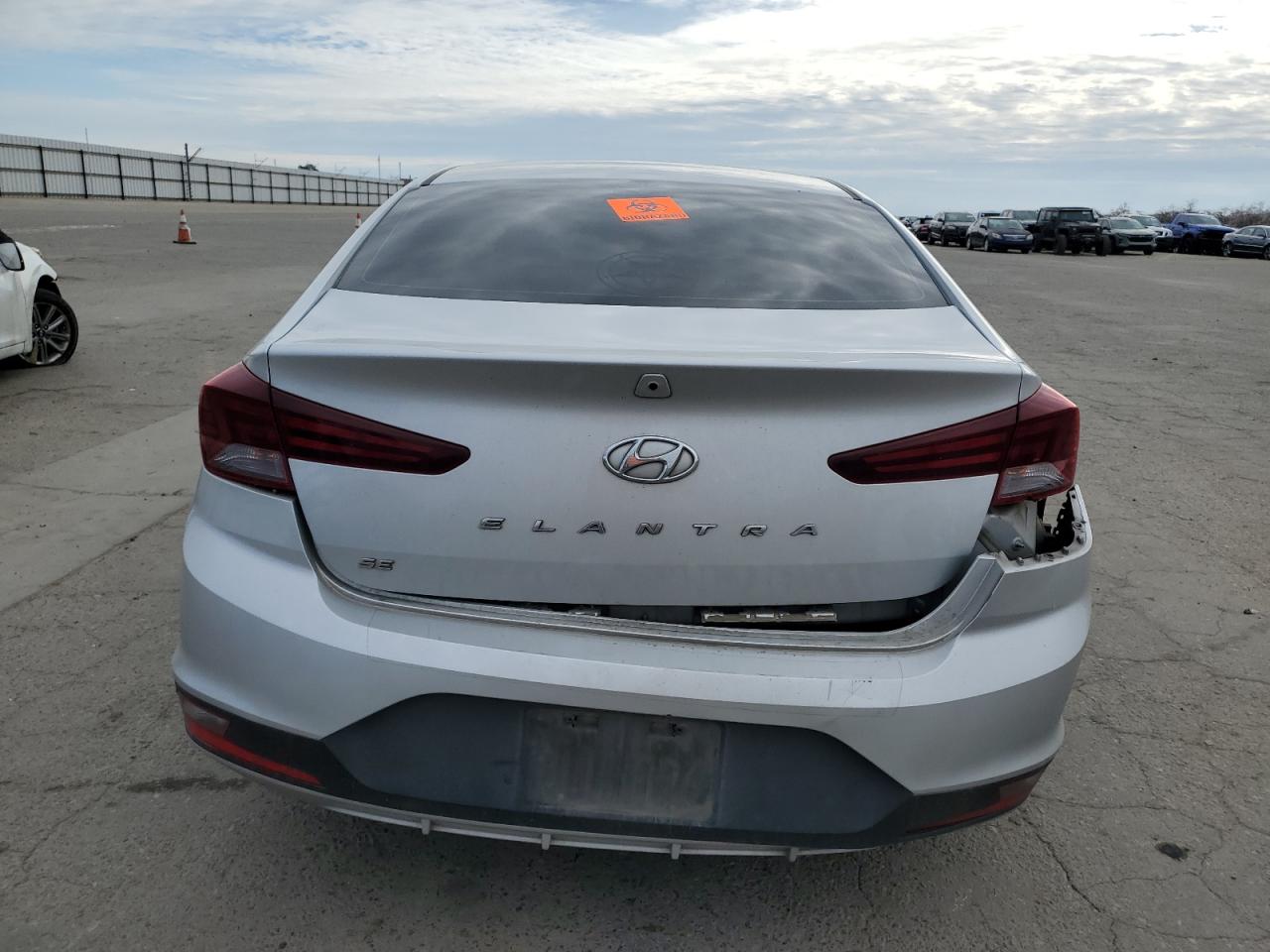 2019 Hyundai Elantra - Image 6