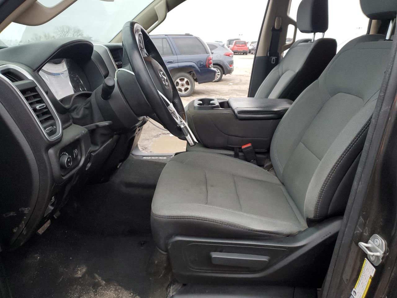 2020 RAM 1500 - Image 7