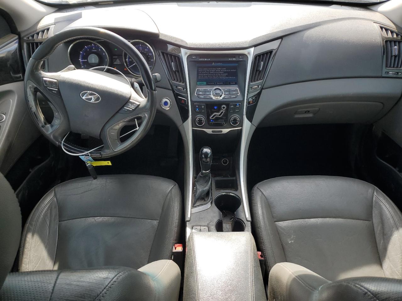 2011 Hyundai Sonata - Image 8