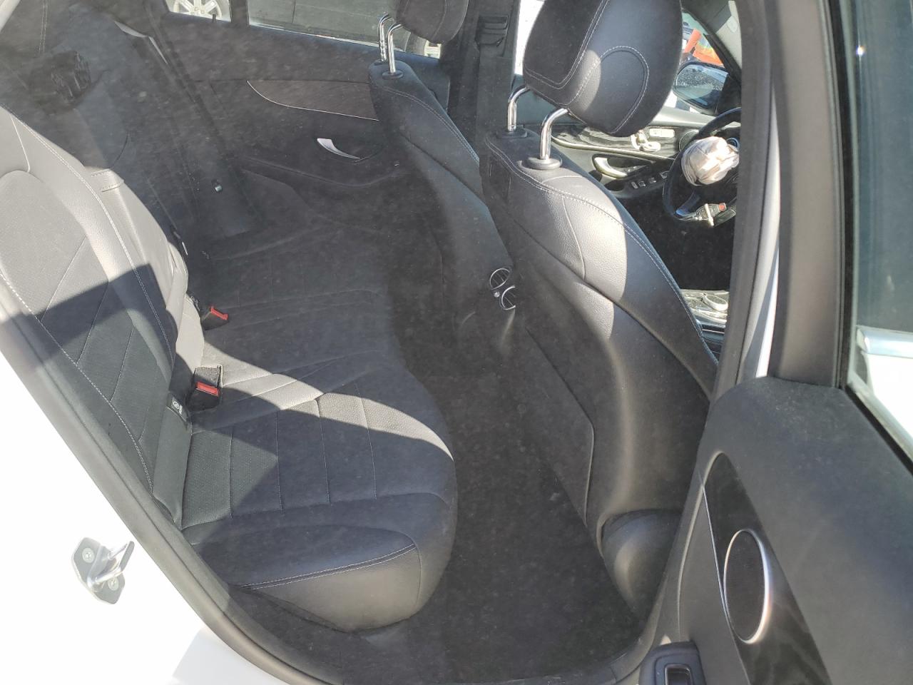 2018 Mercedes-Benz GLC - Image 11