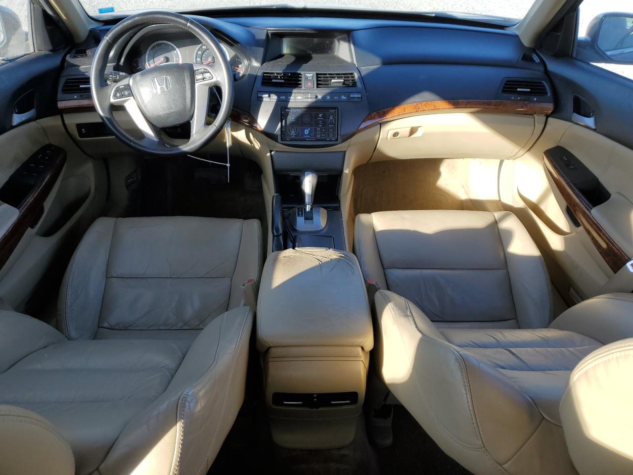 2012 Honda Accord - Image 8