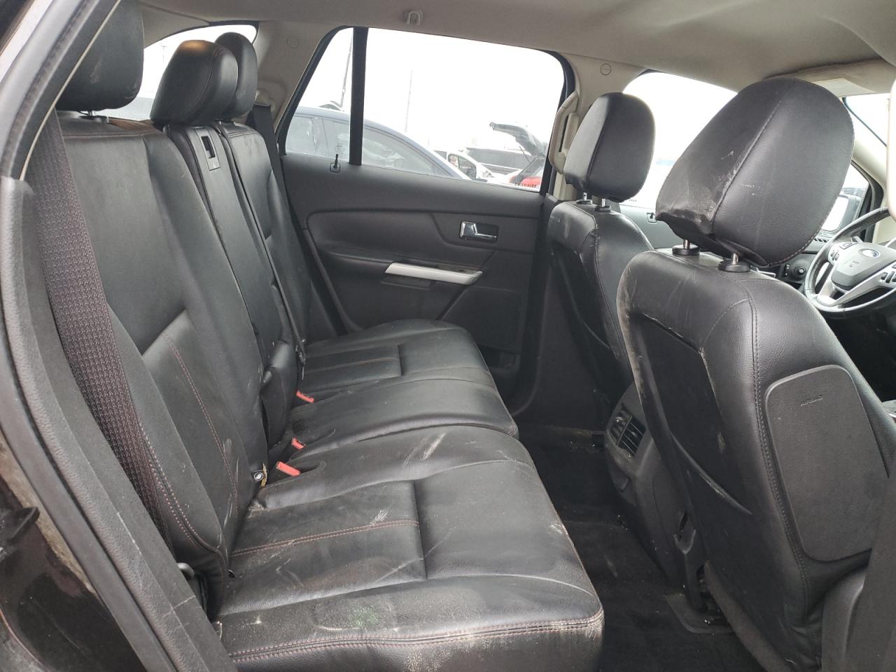 2013 Ford Edge - Image 11