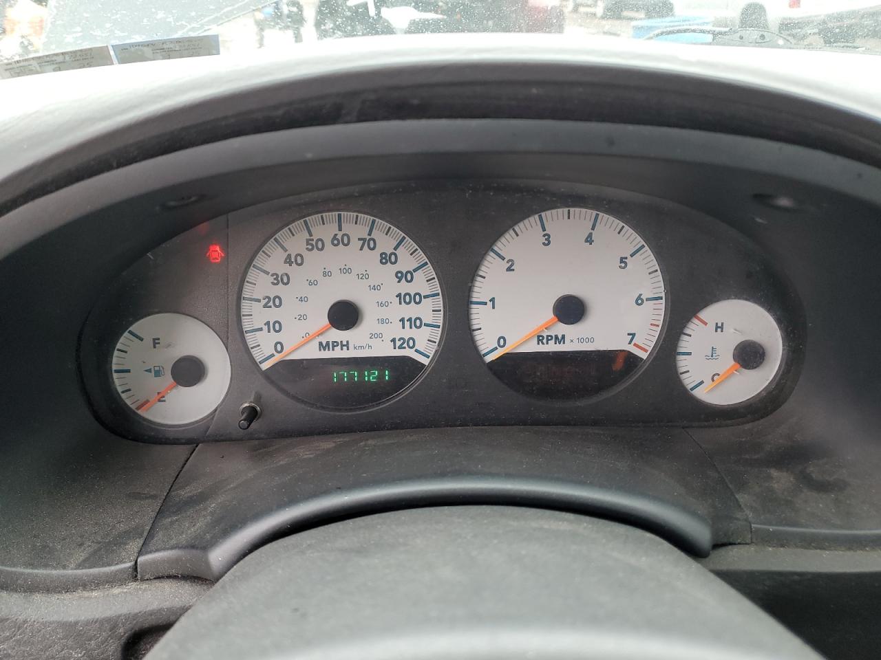 2006 Dodge Caravan - Image 9