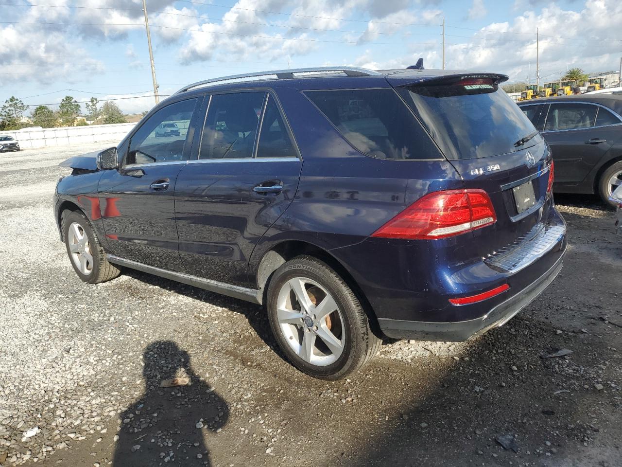 2016 Mercedes-Benz GLE - Image 2