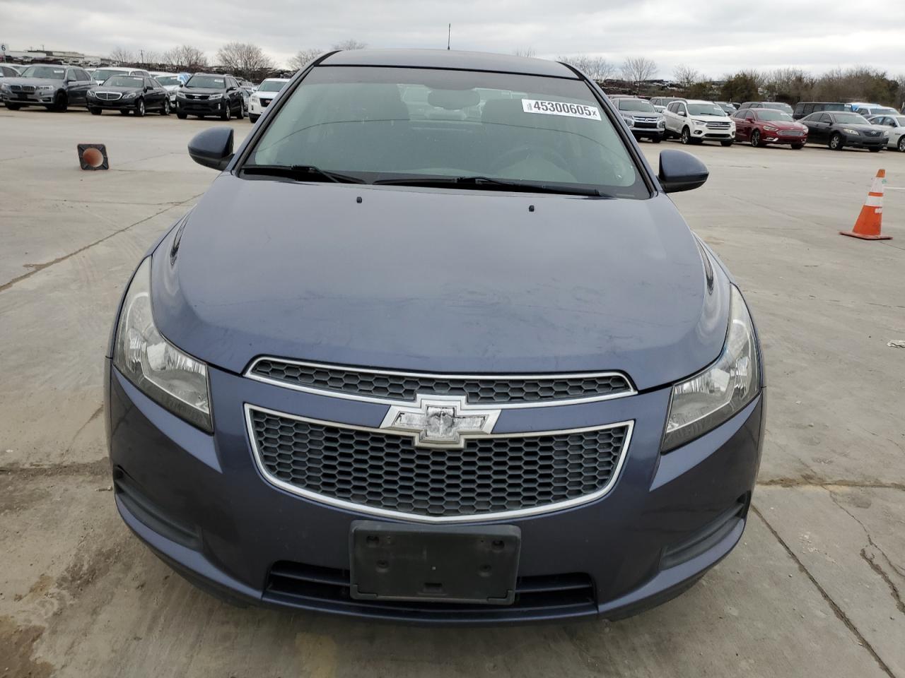 2013 Chevrolet Cruze - Image 5