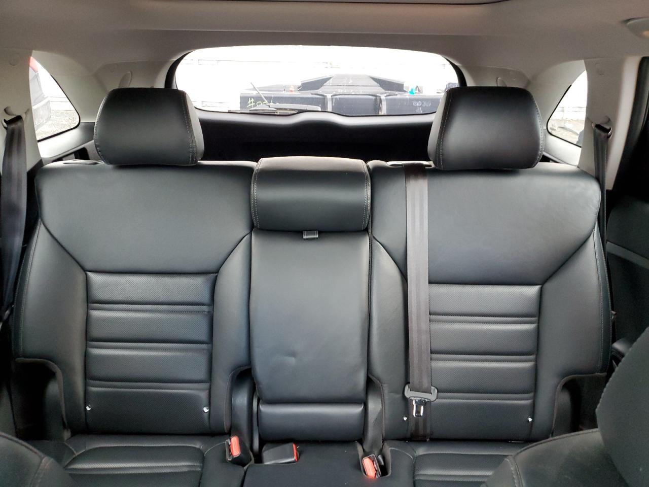2019 Kia Sorento - Image 10