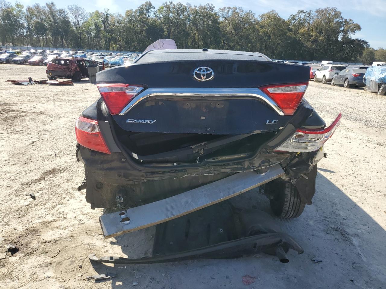2016 Toyota Camry - Image 6