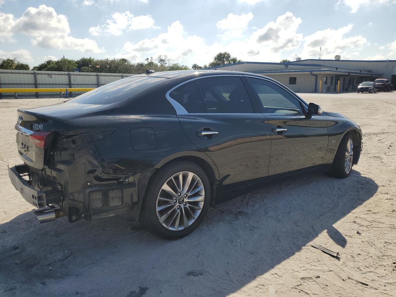 2019 Infiniti Q50 - Image 3