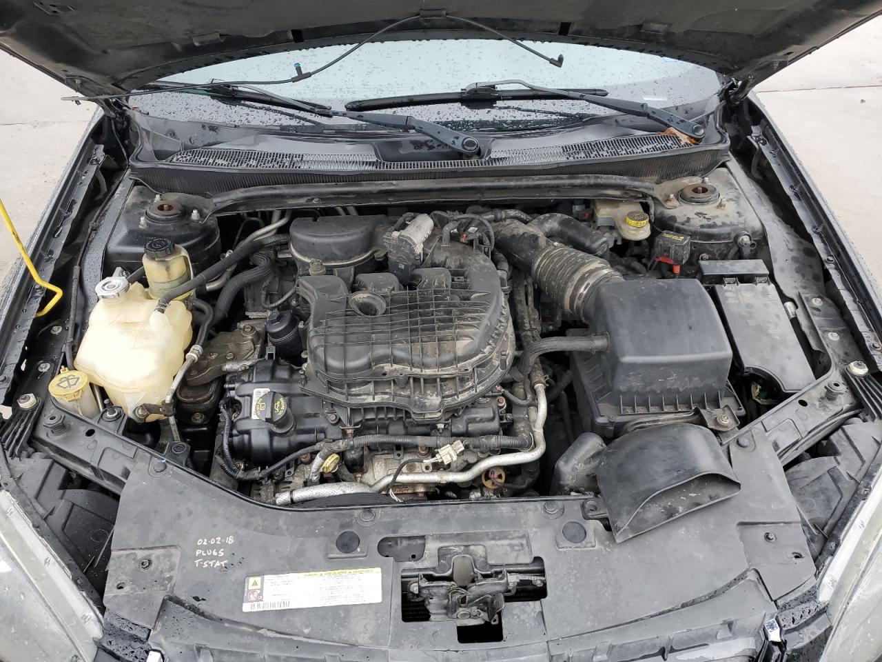 2012 Chrysler 200 - Image 11