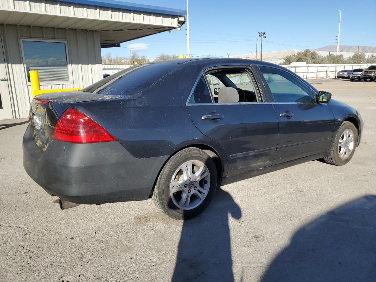 2007 Honda Accord - Image 3