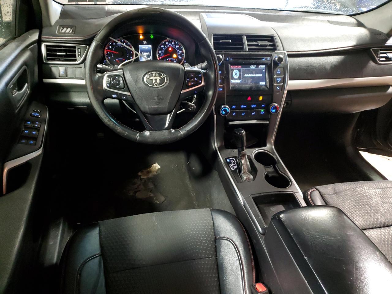 2015 Toyota Camry - Image 8
