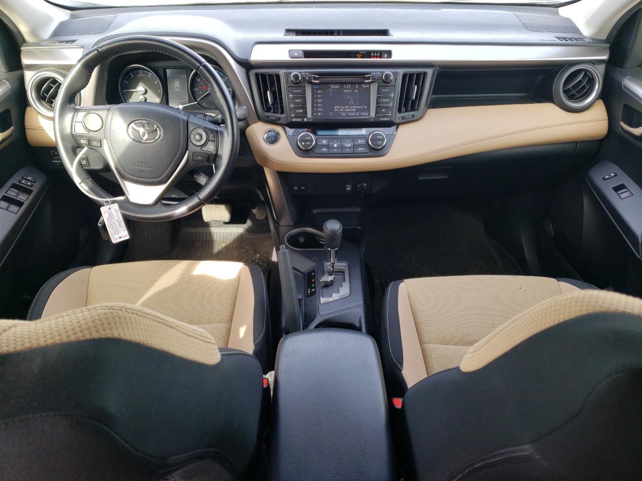 2018 Toyota RAV 4 - Image 8