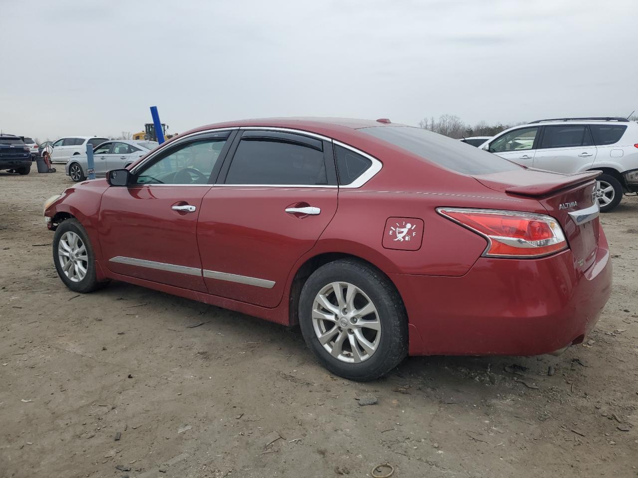 2015 Nissan Altima - Image 2