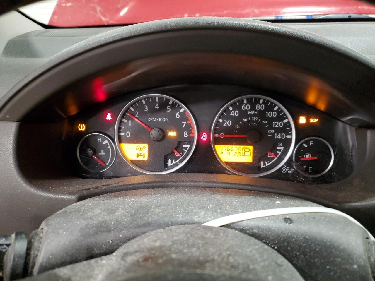 2010 Nissan Pathfinder - Image 9