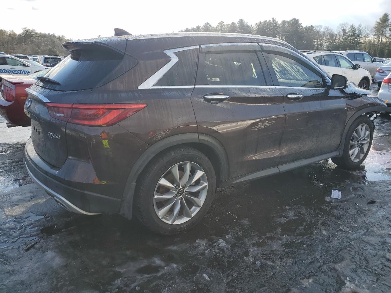 2020 Infiniti QX50 - Image 3