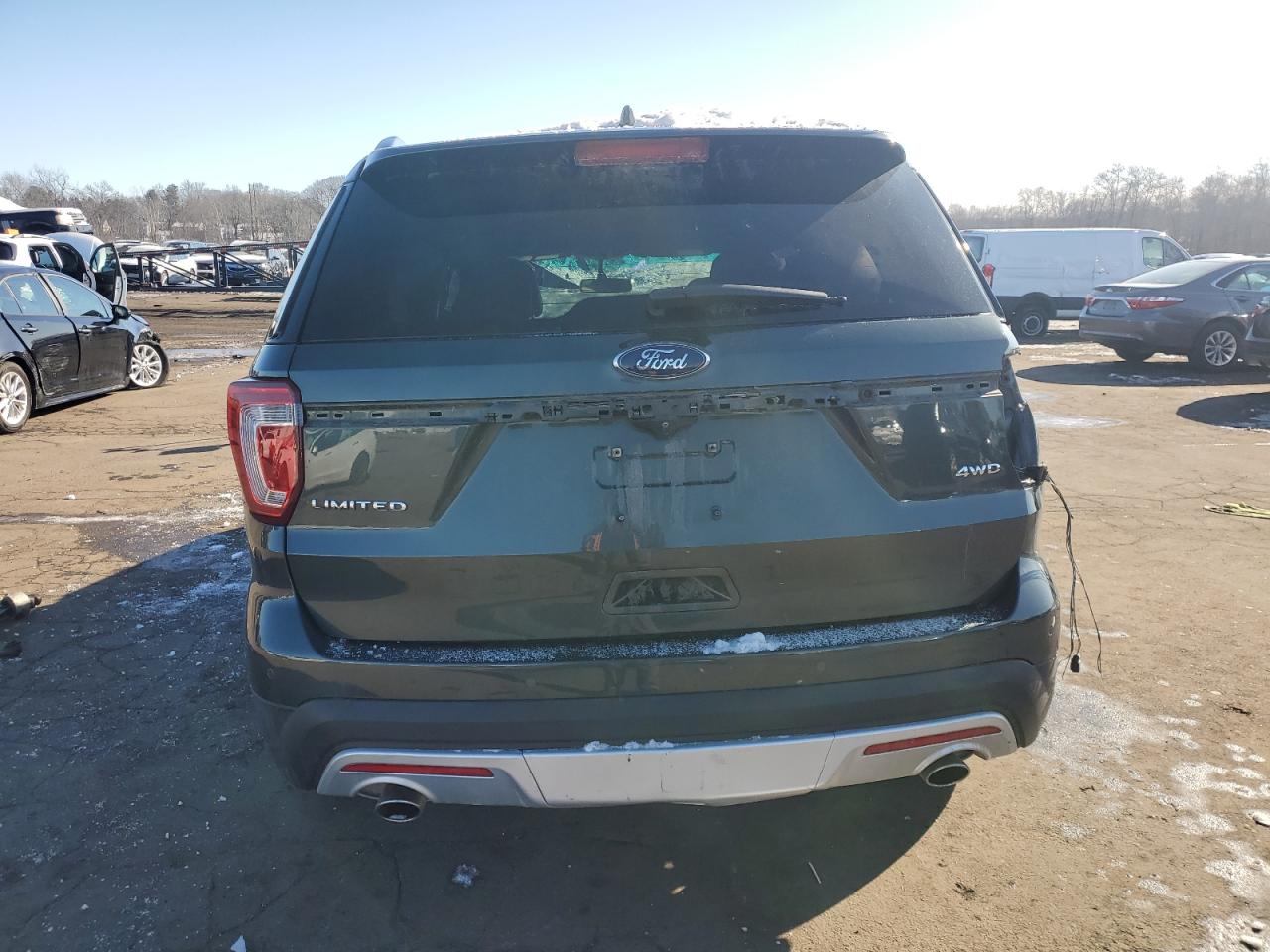 2016 Ford Explorer - Image 6