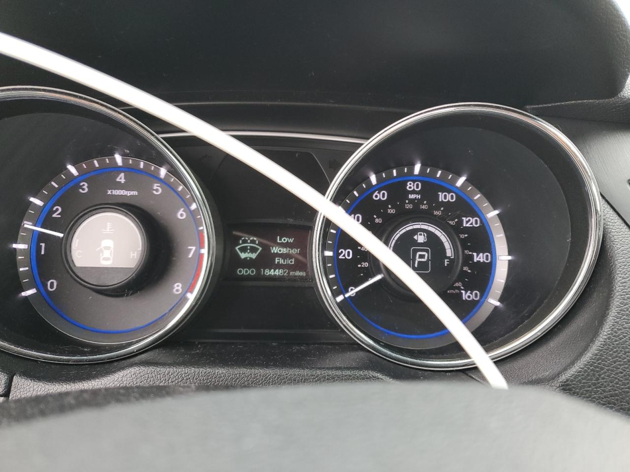 2013 Hyundai Sonata - Image 9