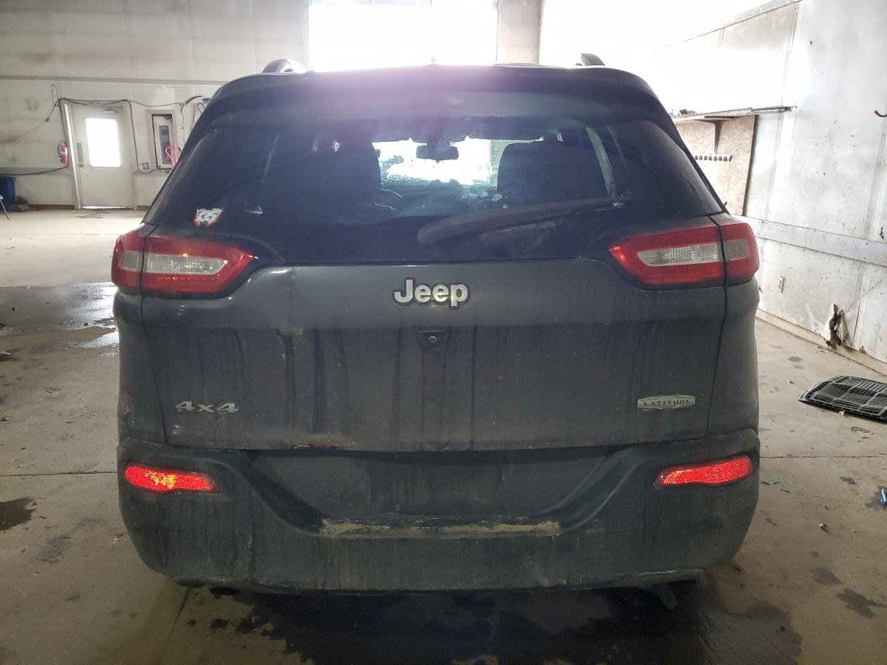2015 Jeep Grand Cherokee - Image 6