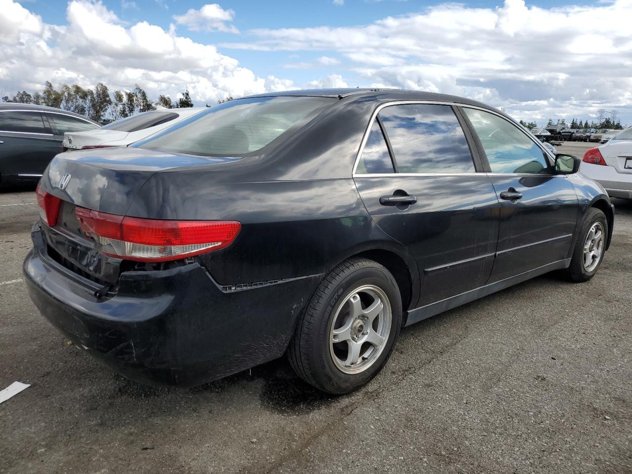 2004 Honda Accord - Image 3