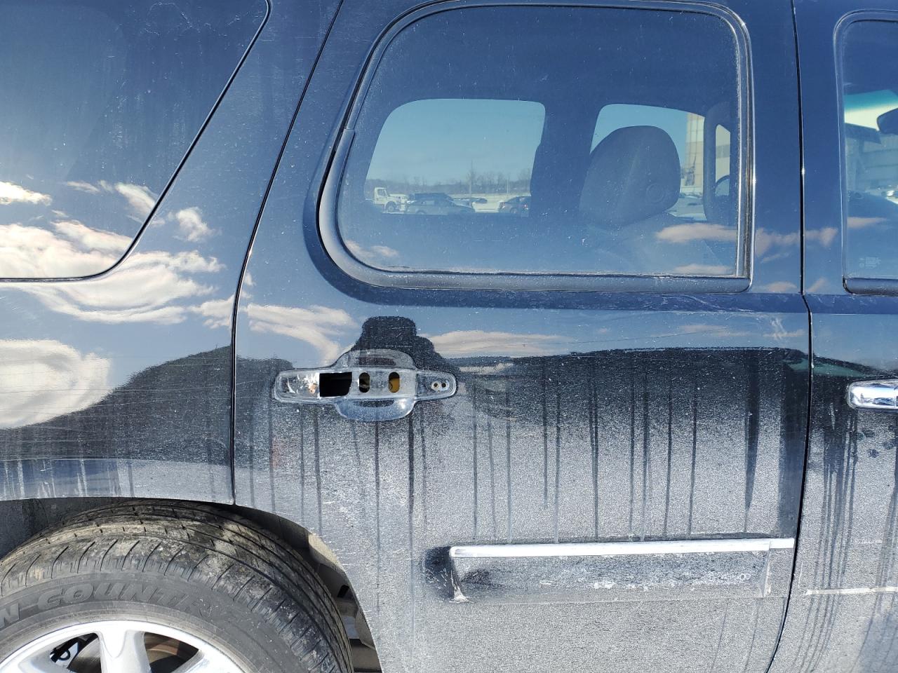 2007 GMC Yukon Denali VIN: 1GKFK63847J324361 Lot: 45785085