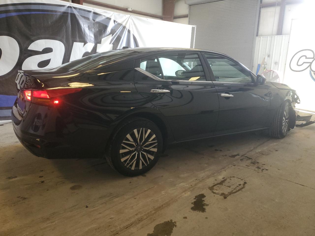 2024 Nissan Altima - Image 3