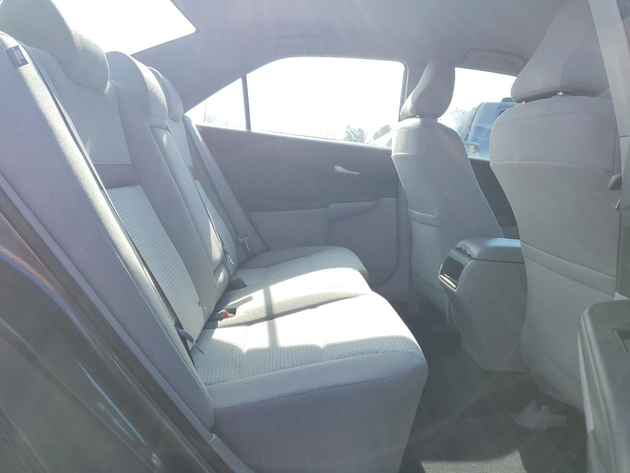 2012 Toyota Camry - Image 10