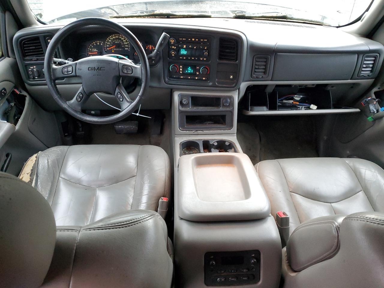 2006 GMC Yukon - Image 8