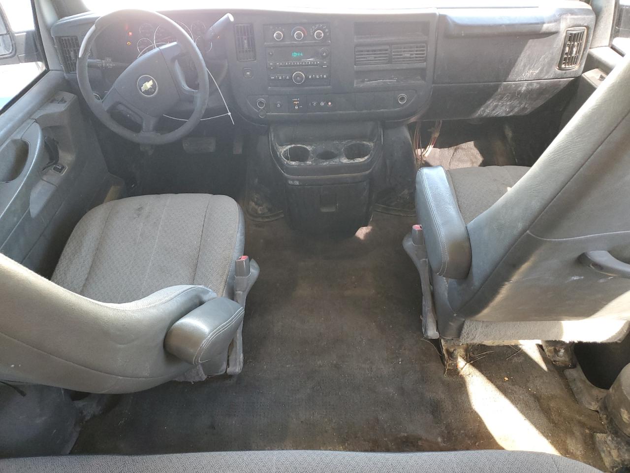 2011 Chevrolet Express - Image 8
