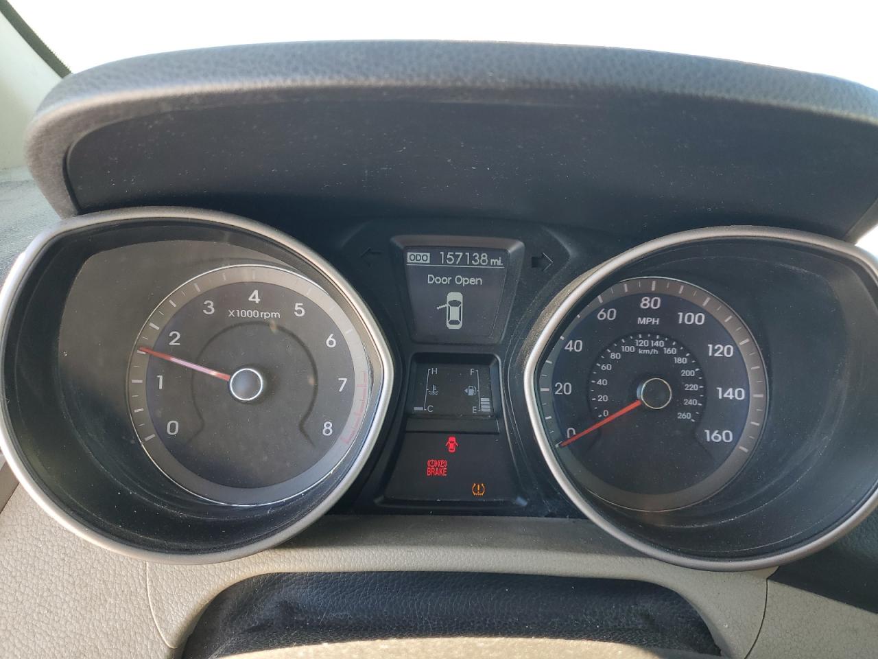 2013 Hyundai Elantra - Image 9