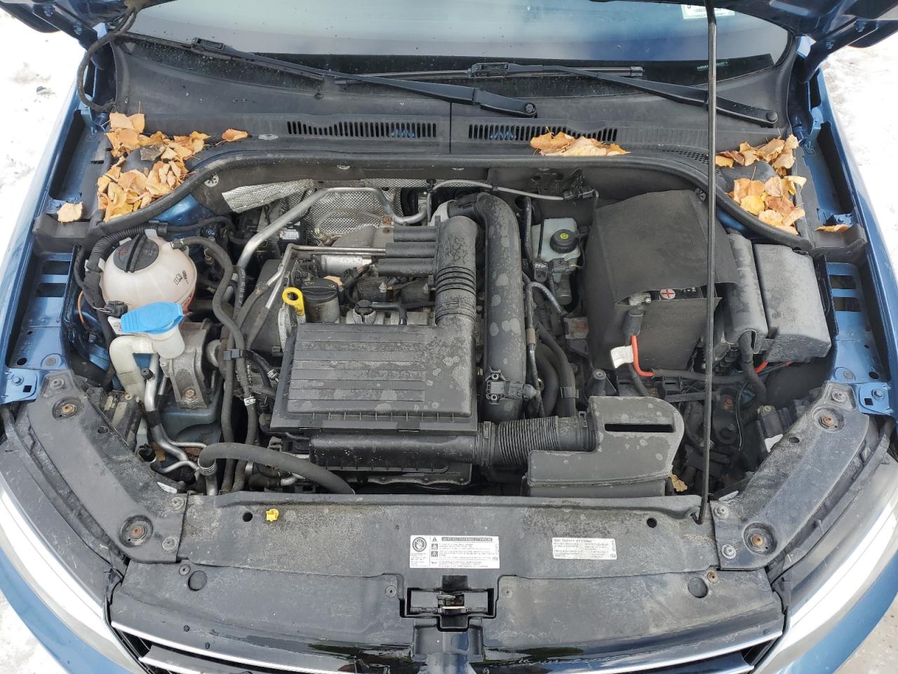 2017 Volkswagen Jetta - Image 12