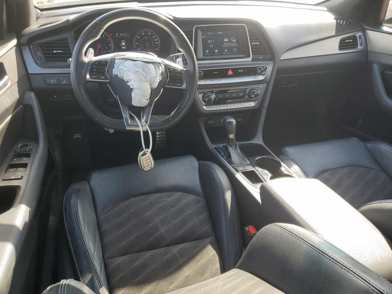 2018 Hyundai Sonata - Image 8