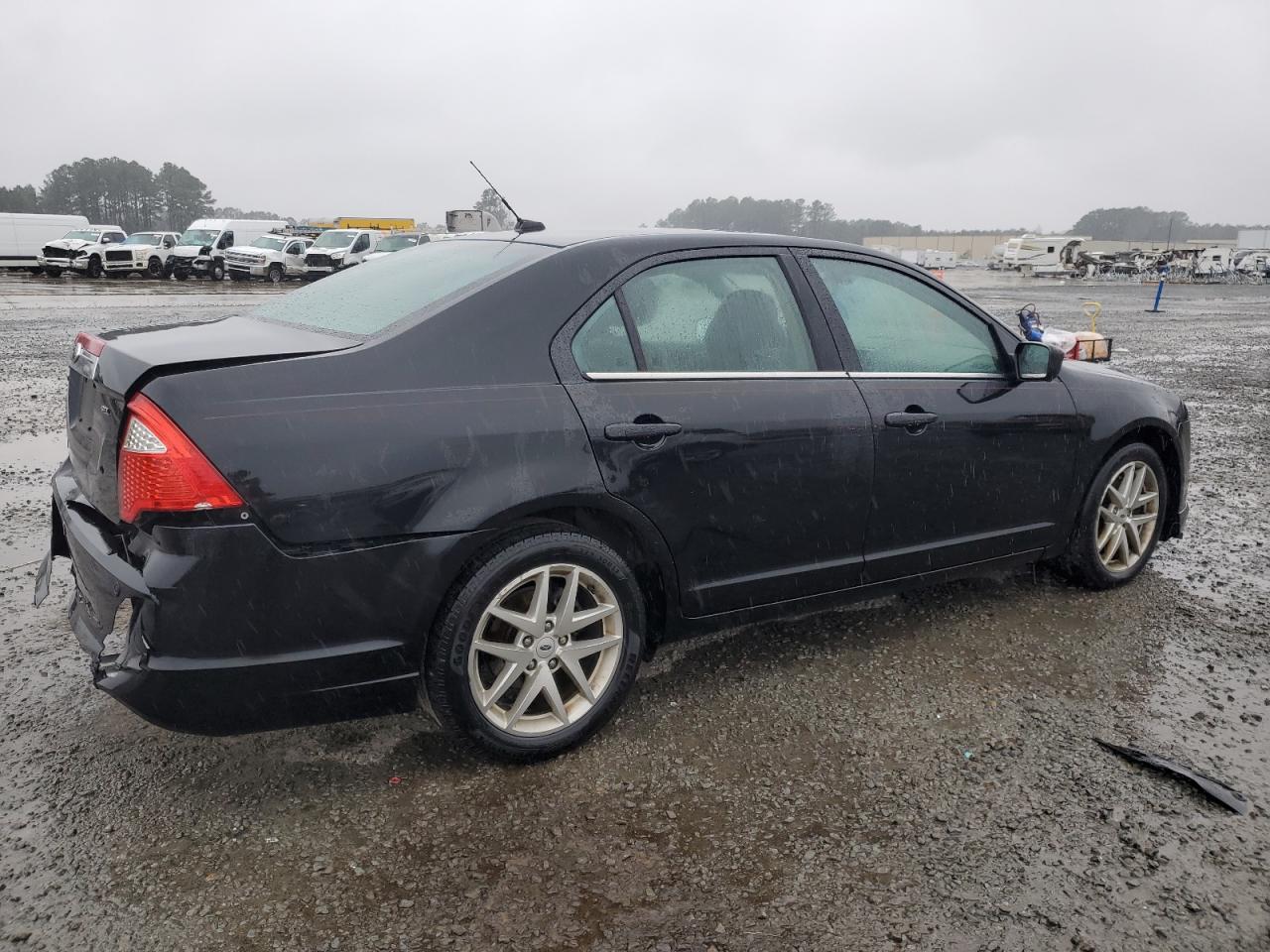 2012 Ford Fusion - Image 3