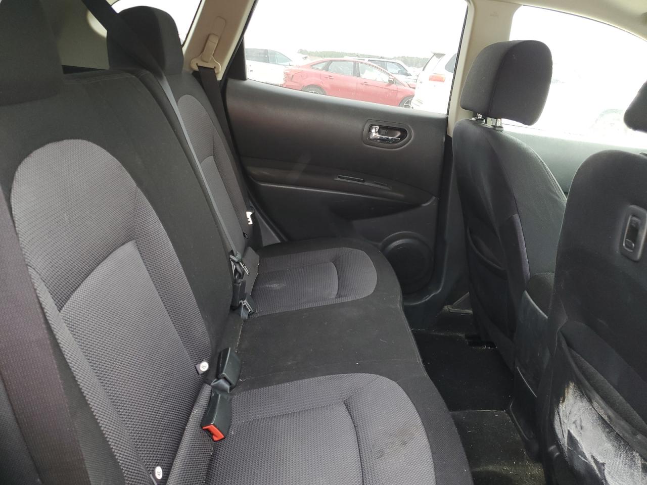 2013 Nissan Rogue - Image 11
