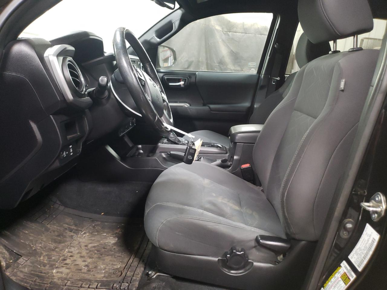 2016 Toyota Tacoma - Image 7
