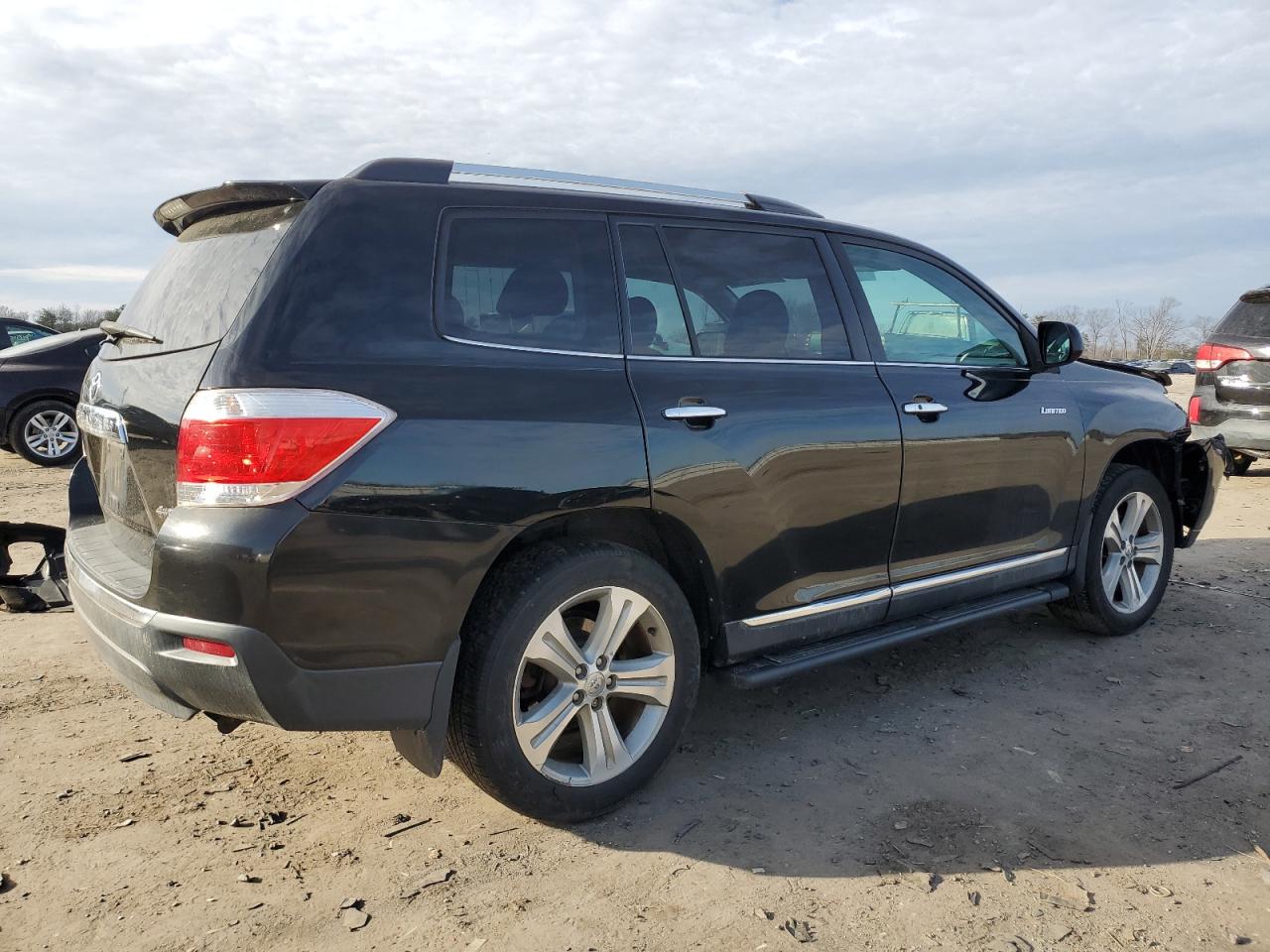 2012 Toyota Highlander - Image 3