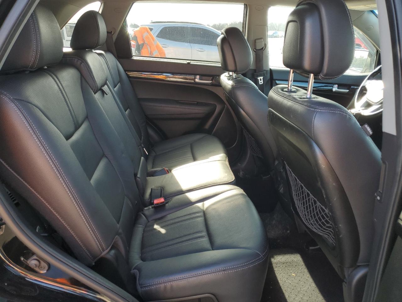 2014 Kia Sorento - Image 12