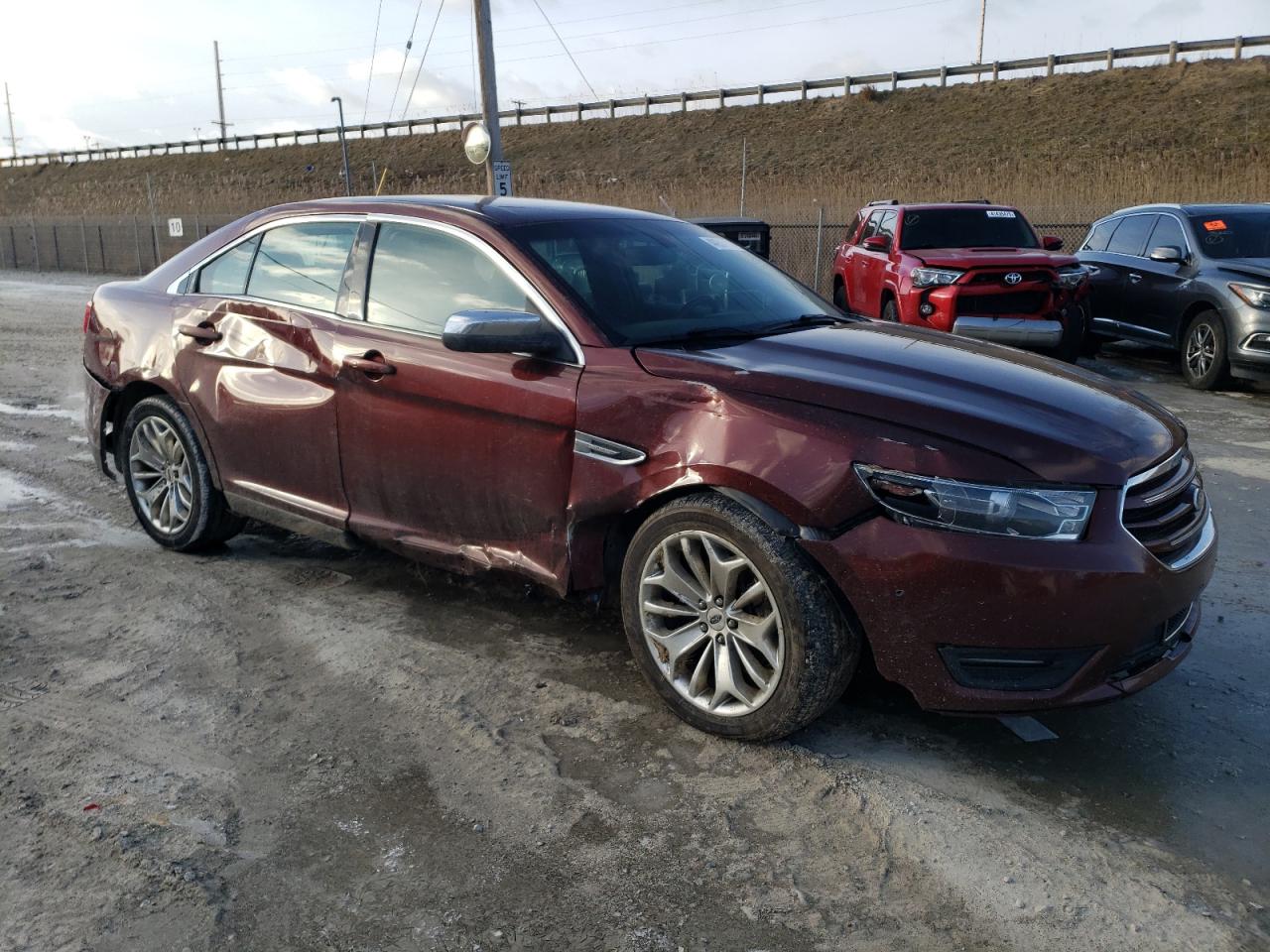 2016 Ford Taurus - Image 4