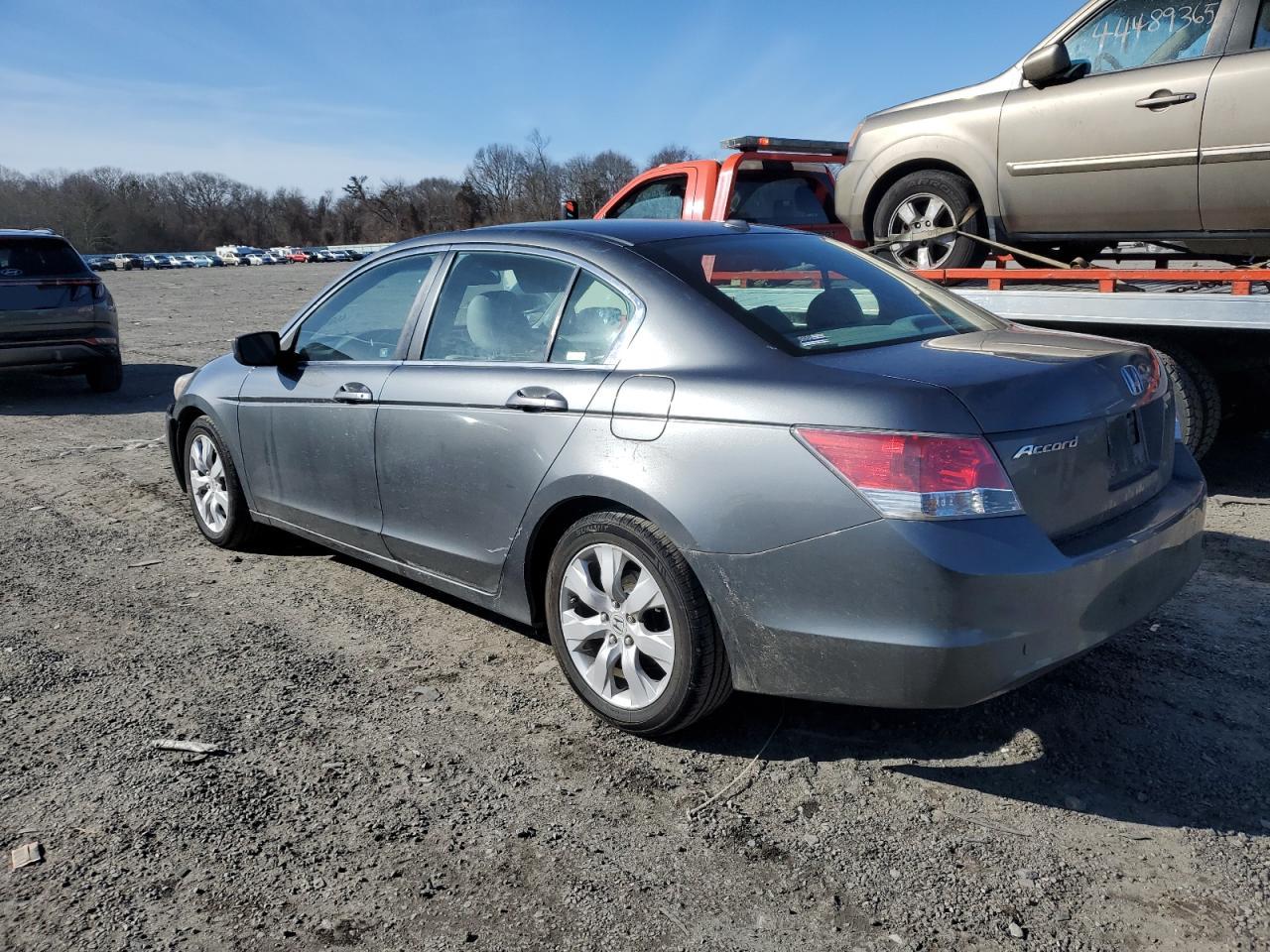 2010 Honda Accord - Image 2