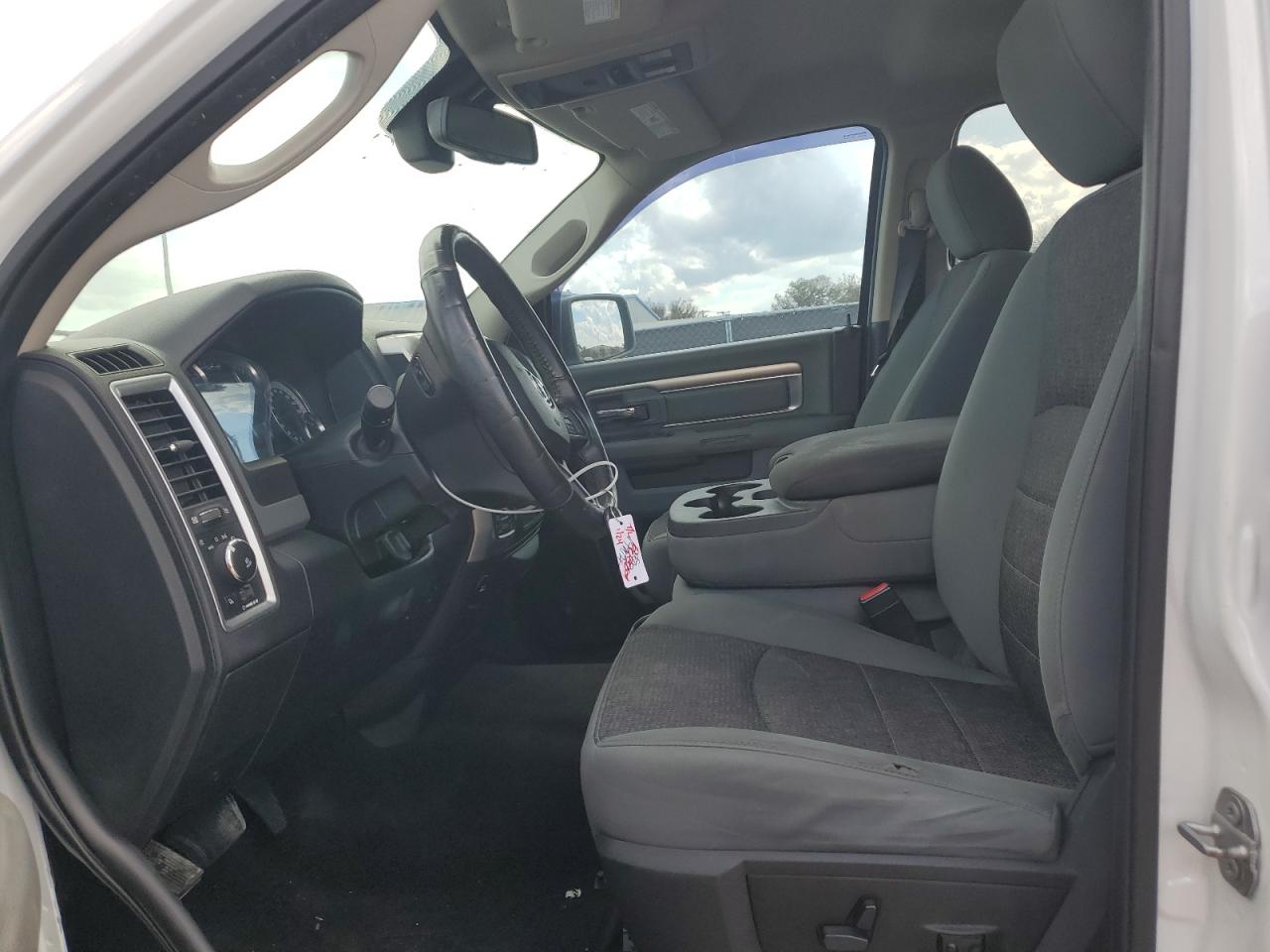 2017 RAM 1500 - Image 7