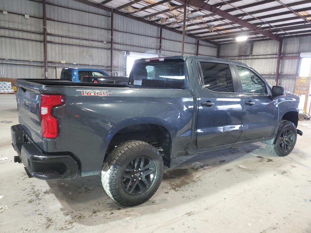 2021 Chevrolet Silverado - Image 3