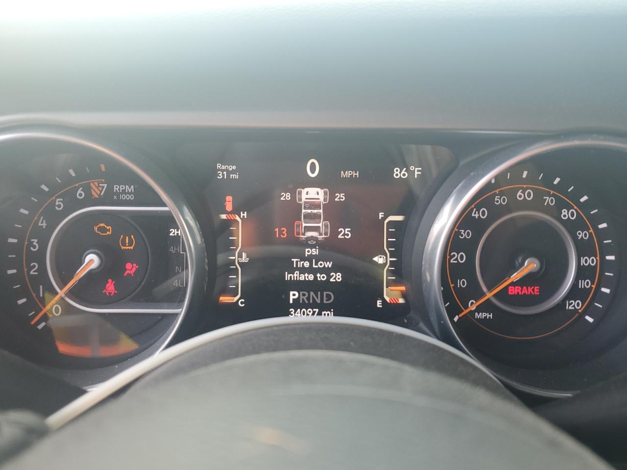 2018 Jeep Wrangler - Image 9